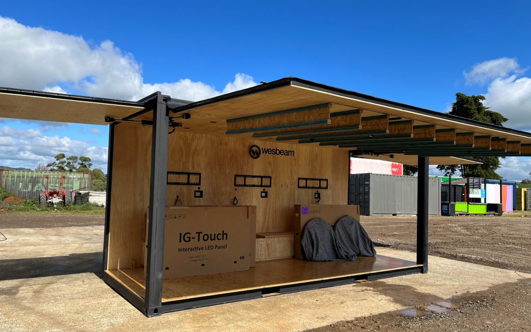 Wesbeam – Hydraulic Tradeshow Container